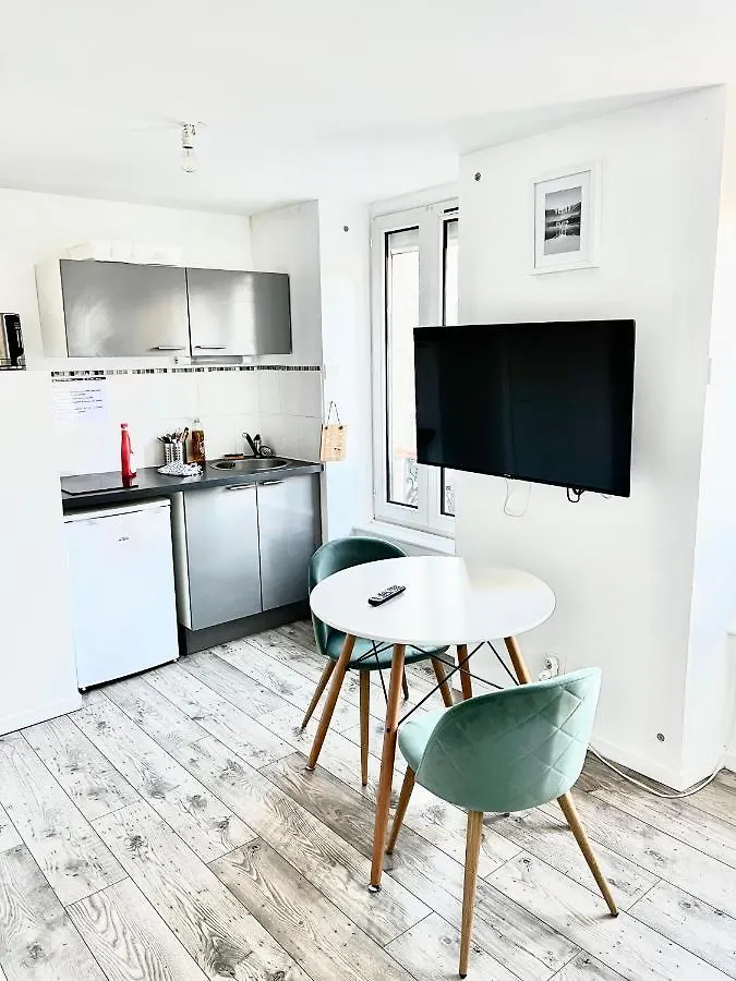 Studios Meubles Brest Keruscun