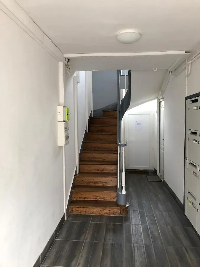 Studios Meubles Brest Keruscun Frankrijk